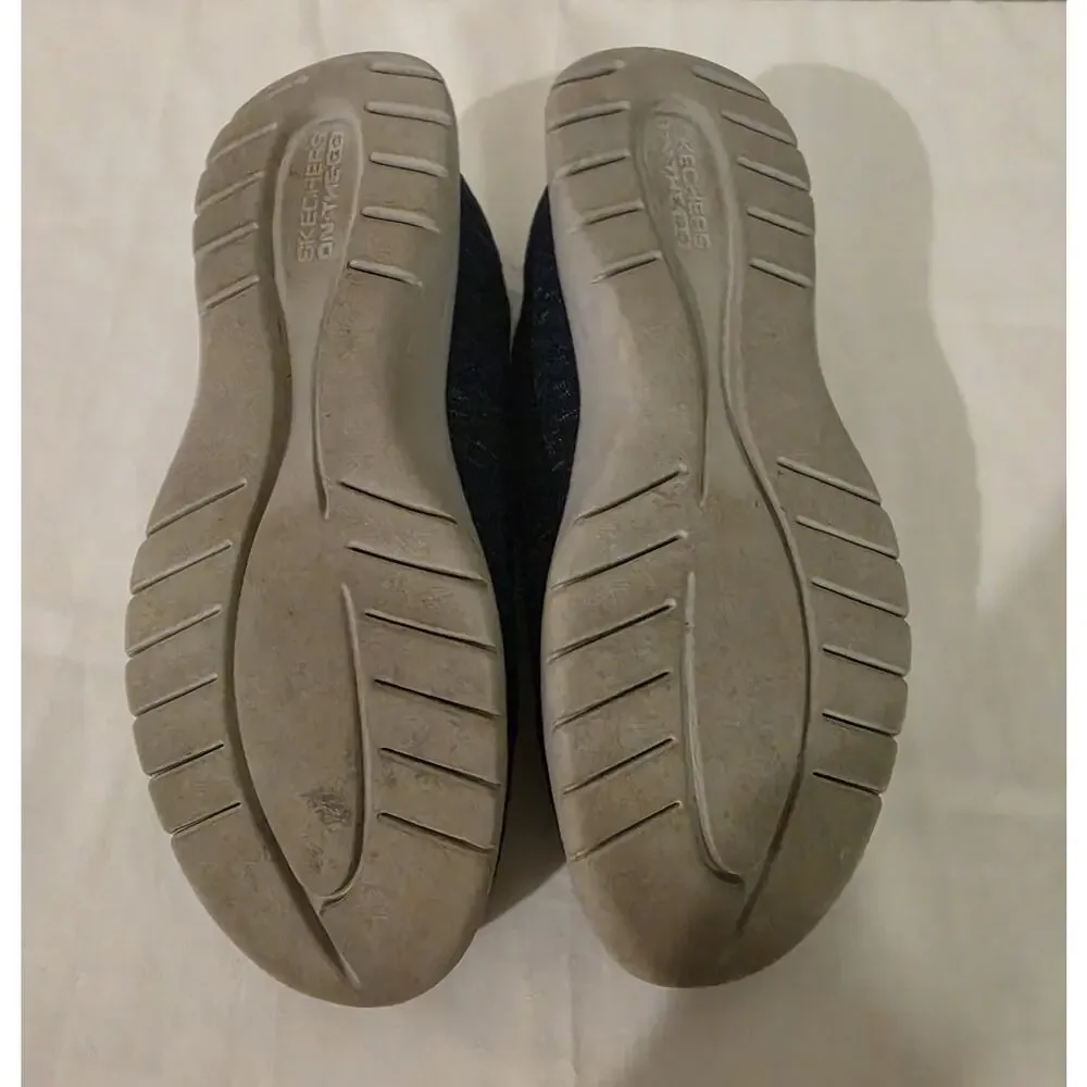 Skechers GOwalk Slip-On Sneakers Women 8.5 Navy Knit Air Cooled Goga Mat Comfort